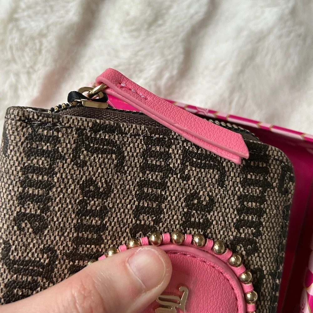 Juicy Couture Love Never Dies Multicompartment Bifold Wallet NIB Y2K Retro